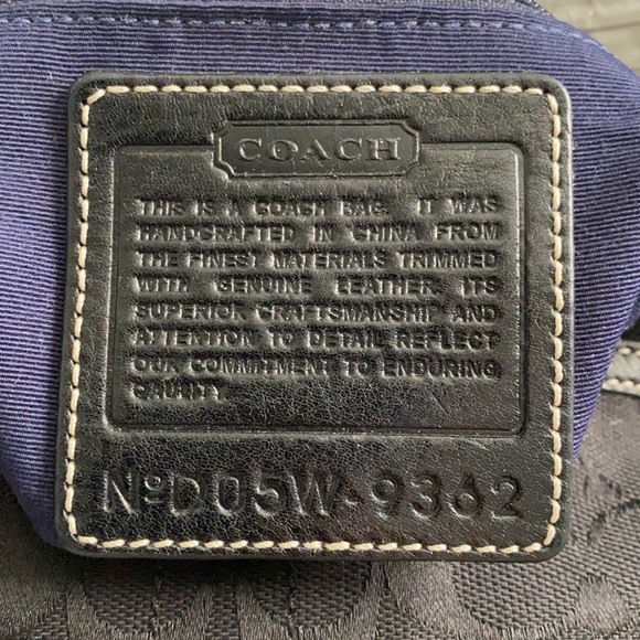 Coach Signature Bag with Leather Bottom - Picture 9 of 10